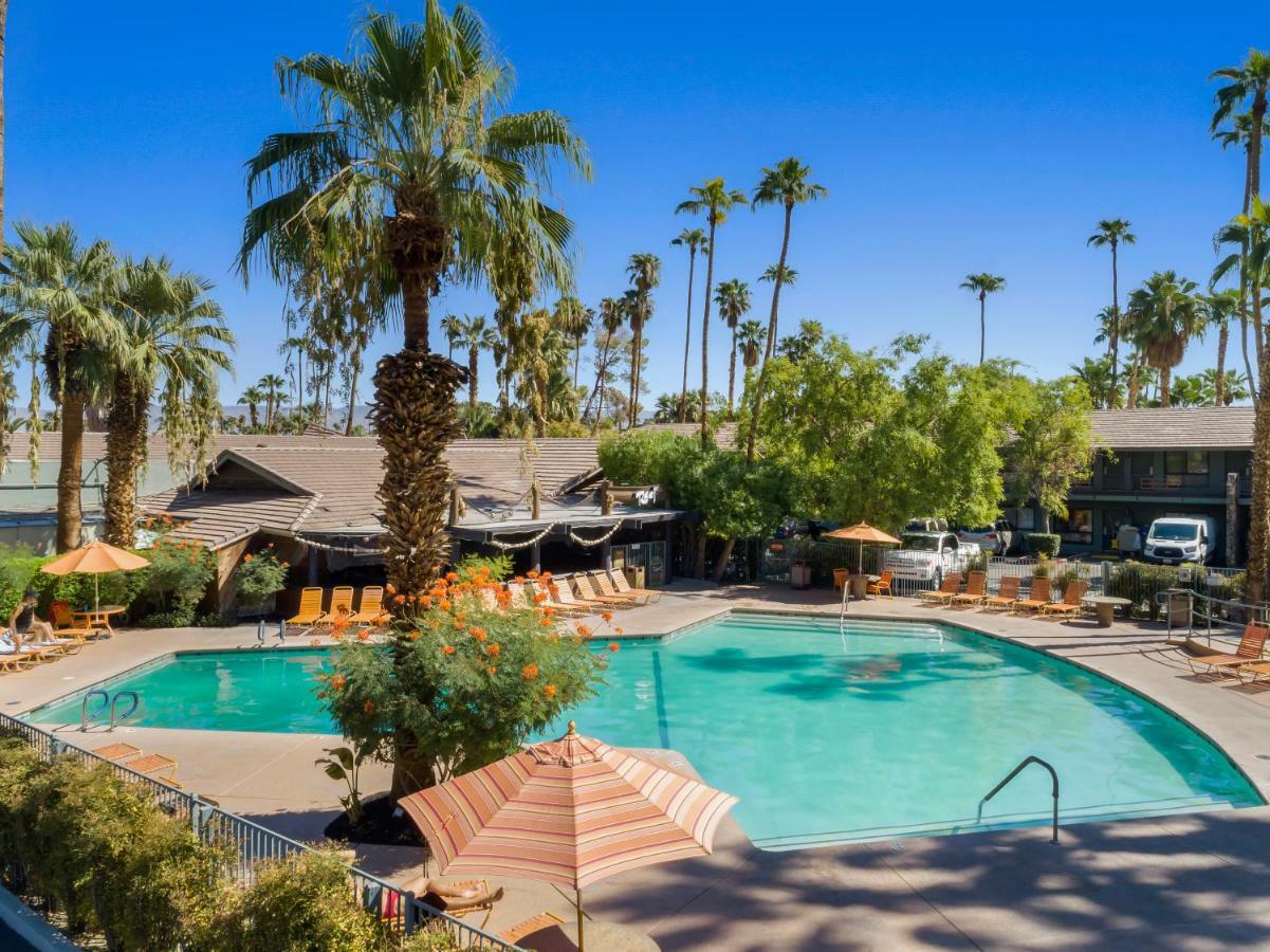 Caliente Tropics Hotel Palm Springs Exterior photo